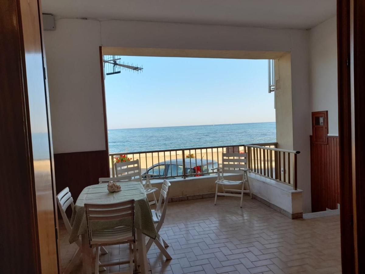 Вилла Veranda Sul Mare - Casa Vacanze Fronte Mare Шакка Экстерьер фото